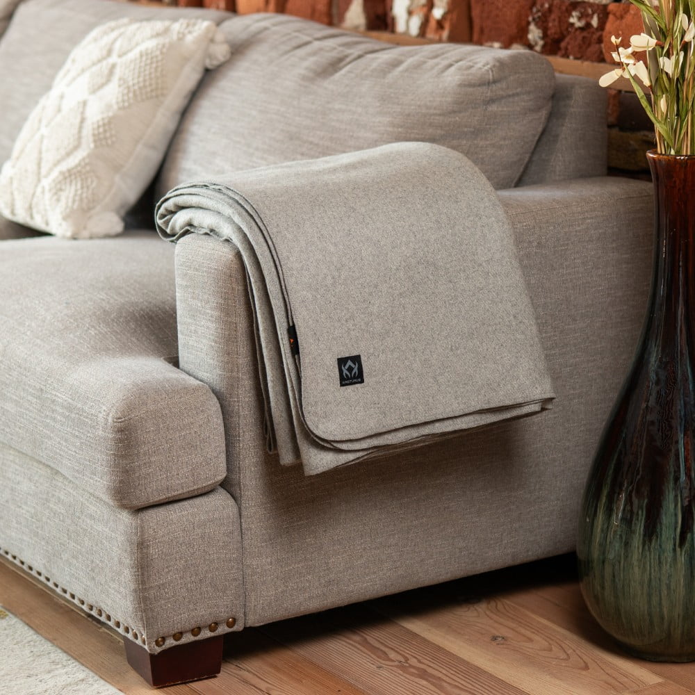 Arcturus Lake Tahoe Wool Bed Blanket - Queen Size (90"x 96") - Thick, Washable, Large Wool Blanket