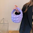 thumbnail image 5 of Mini bolsos plisados con diseño de nube para mujer, bolso informal acolchado de nailon, bolso para teléfono, bolso de diseñador de lujo, bolso para mujer, 5 of 5