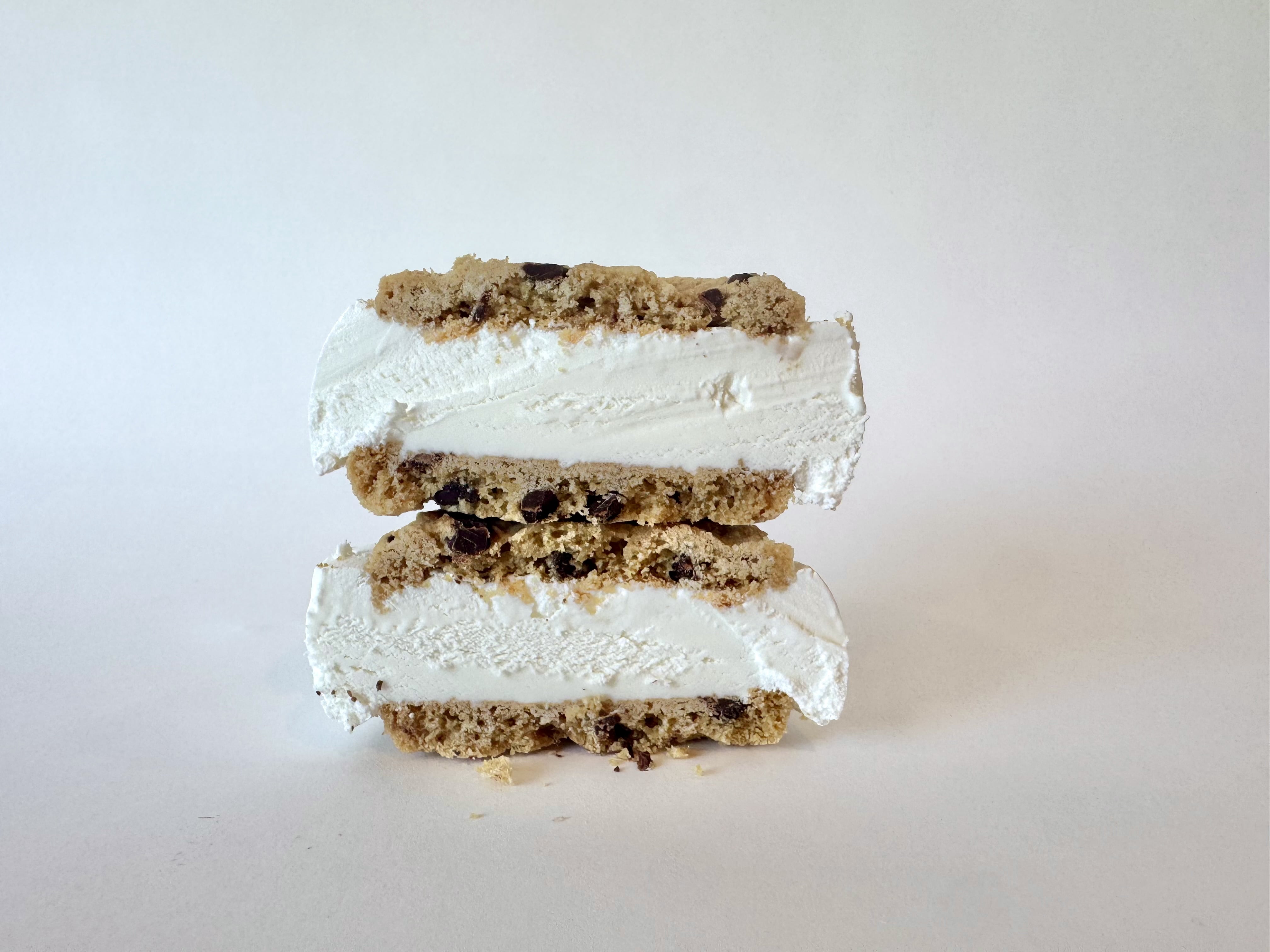 IT'S-IT Chips-IT Vanilla Ice Cream Sandwich 5.3 fl oz, 8-Count