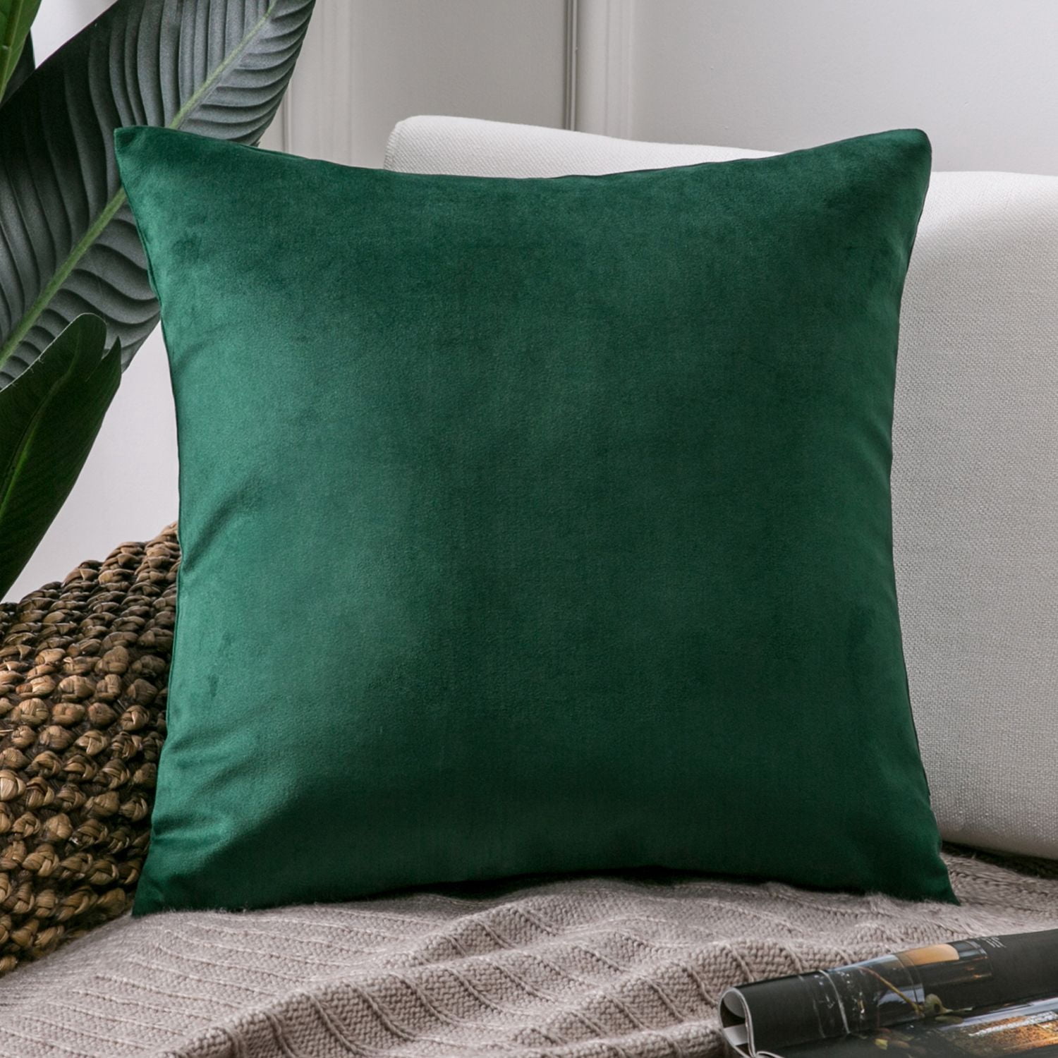 Phantoscope Silky Velvet Decorative Throw Pillow, 20 x 20 in, Dark Green, 1 Pack