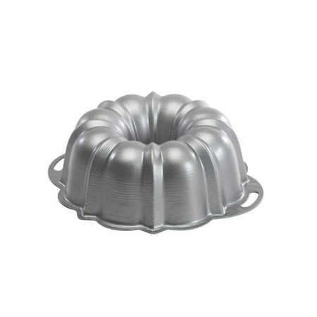 Nordic Ware Aluminum Bundt Cake Pan