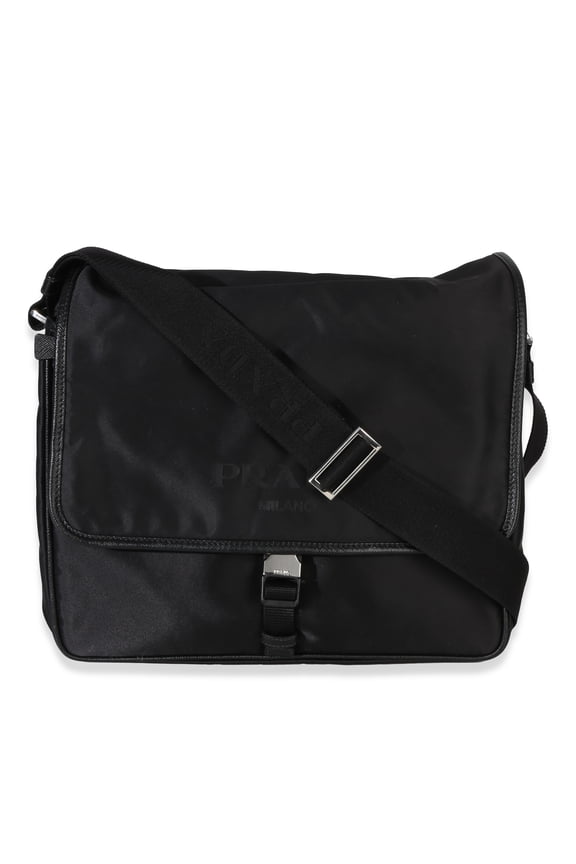 Pre-Owned Prada Black Nylon Saffiano Logo Buckle Messenger Bag