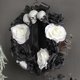 thumbnail image 3 of Guirnalda de rosas artificiales de 13,8 pulgadas, decoración de puerta delantera, corona de Halloween para pared, 3 of 5