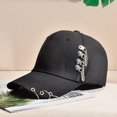 thumbnail image 1 of Gorra De Béisbol Decorada Con Cadena De Anillo, Gorra De Sol Casual Y Sencilla Para Parejas Kpop, Gorras De Papá Unisex Para Mujeres Y Hombres, 1 of 3