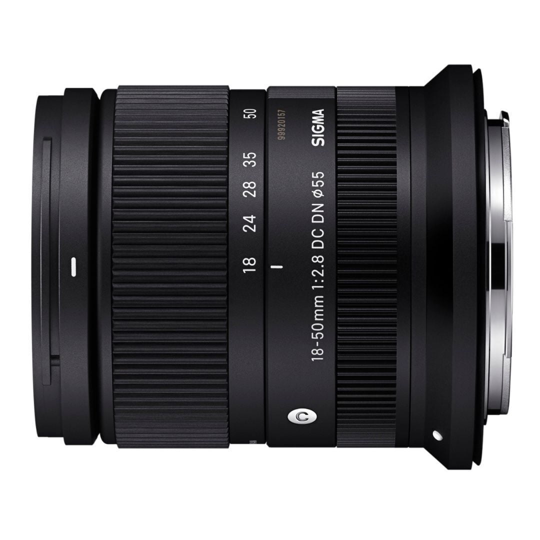 (10/7購入)SIGMA 18-50mm F2.8 DC DN (Canon) Amazon.com : SIGMA 18-50mm F2.8 DC DN Contemporary Lens for