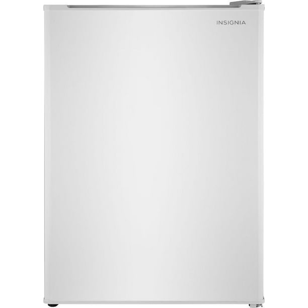 Refurbished Insignia 2 6 Cu Ft Mini Fridge Ns Cf26wh9 White Walmart Com Walmart Com