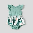 thumbnail image 5 of PatPat Family Matching Plant Print Panel Ruffle Hem Tank Dresses and Short-sleeve T-shirts Sets, Light Green, Dad XL, 5 of 12