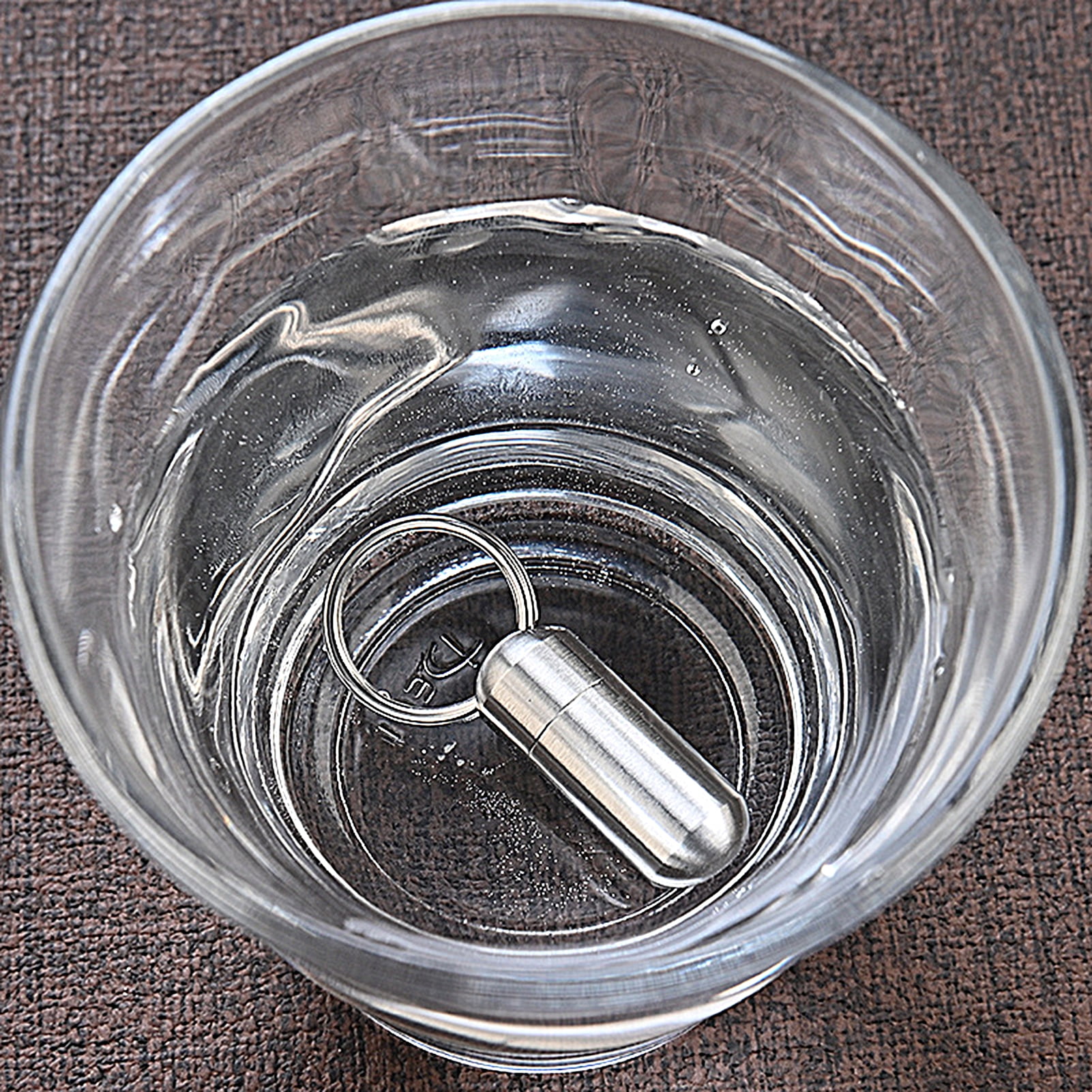 Cheers.US 4Pcs Small Pocket Pill Box Keychain, Portable Mini
