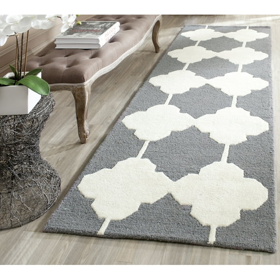SAFAVIEH Cambridge Peregrine Geometric Wool Runner Rug, Dark Gray/Ivory, 2'6" x 8'