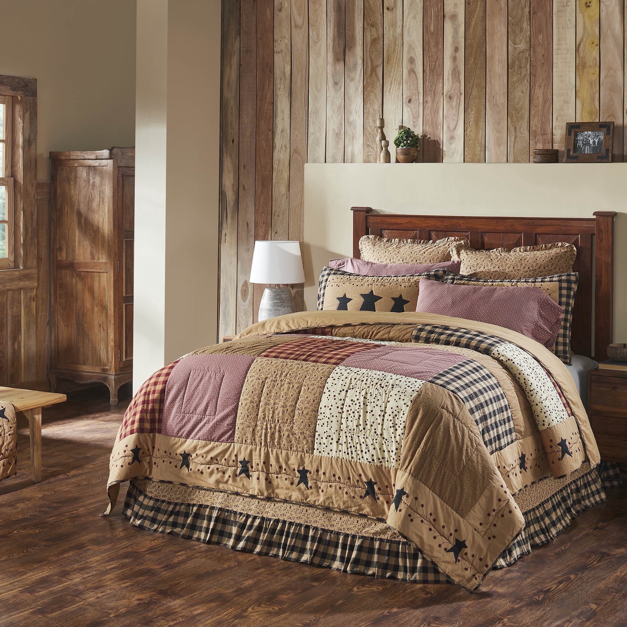 VHC Brands Quilt King, Cotton Quilt, Country Bedding, Pip Vinestar Collection, Size - 97x106, Natural