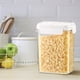 thumbnail image 4 of Contenedores de almacenamiento de cereales Organizador de despensa de plástico de grado alimentario con tapas herméticas - Botes transparentes reutilizables para cocina de cereales, arroz, alubias, 4 of 5