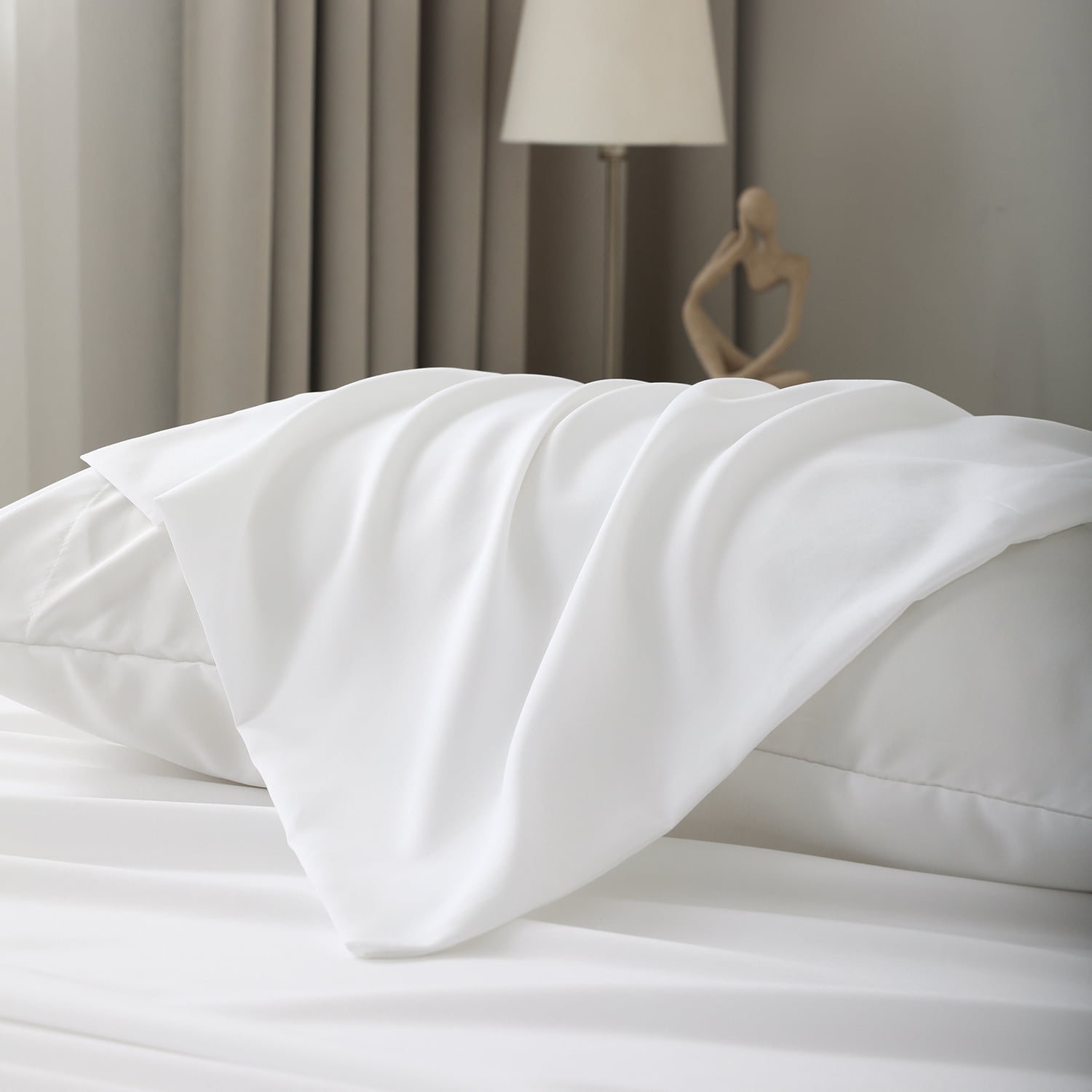 JOHNPEY Full Cooling Bamboo Sheet Set,Silky Soft Bed Sheets for Full Size Bed，Hotel Bedding Sheets & Pillowcases, Flat Sheet + Fitted Sheet + 2 Pillowcase,White