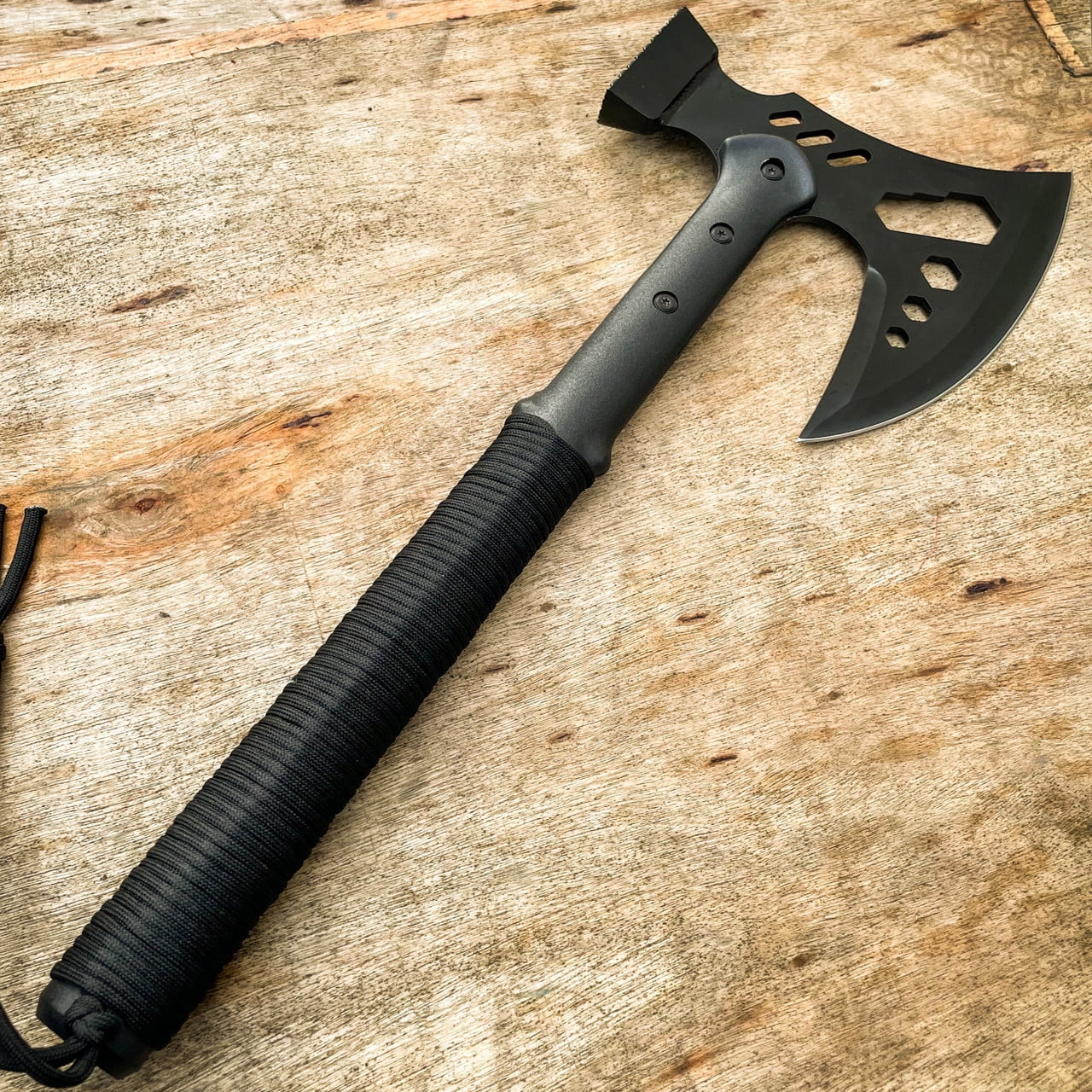 MULTI-TOOL HAMMER AND AXE WITH SHEATH - STAINLESS STEEL HEAD, TPU HANDLE, PARACORD-WRAPPED - LENGTH 18