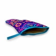 thumbnail image 2 of Guante para Cocina Huichol Morado, 2 of 4