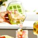 thumbnail image 4 of Fiudx Hielera Portátil, Contenedor de Popote para Hacer Hielo Rápidamente, Hielera Ligera, Disfruta de Bebidas Refrescantes En Cualquier Momento, Actividades Al Aire Libre, Fiestas de Verano, Diseño, 4 of 6