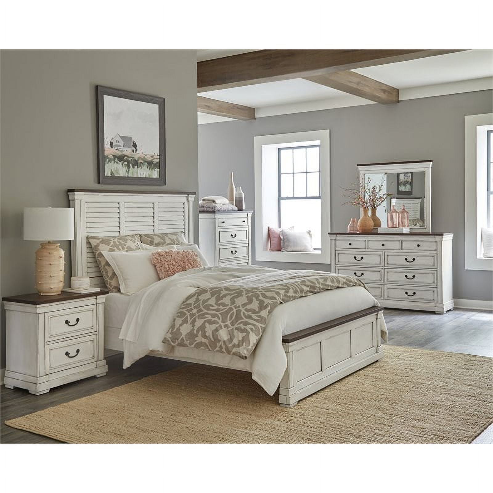 Hillcrest 4-piece Queen Panel Bedroom Set White and Dark Rum