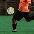 thumbnail image 3 of Balón de fútbol que brilla en la oscuridad Balón de fútbol profesional de grado de partido para entrenamiento Balón de fútbol luminoso para juegos nocturnos Fútbol que brilla en la oscuridad, 3 of 7