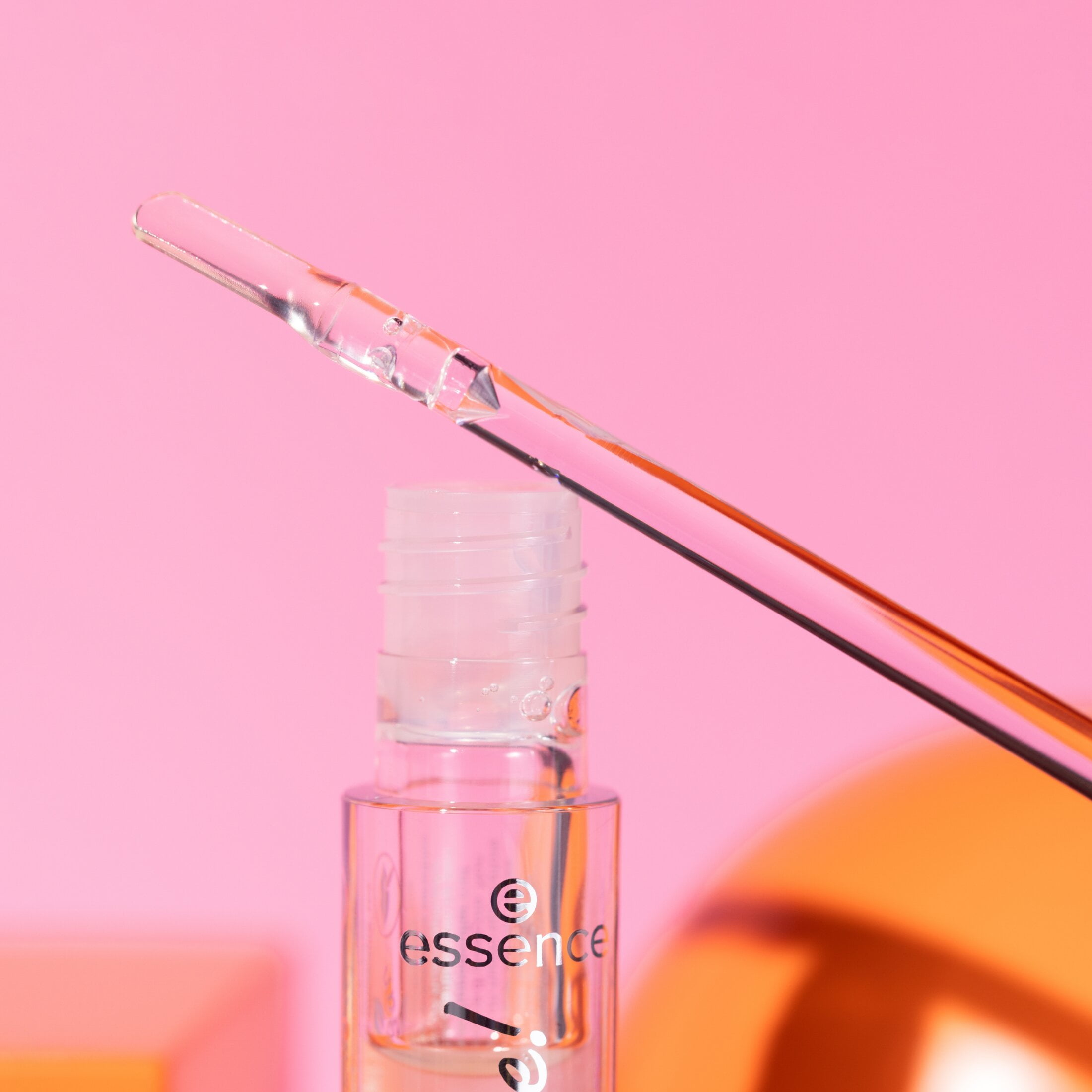 essence What The Fake Glass Shine Plumping Lip Filler, 01 Oh So Glassy