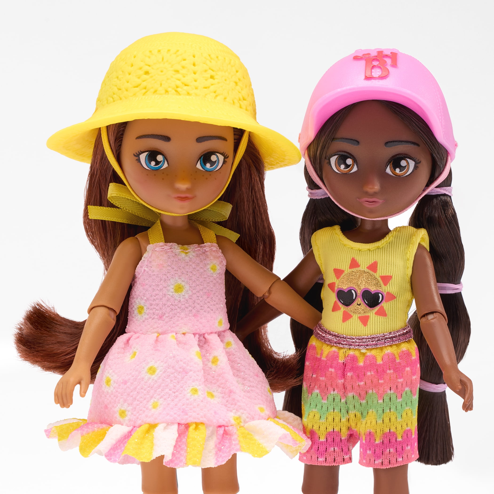 Hey Bestie Jasmine & Makayla 21 Piece Set of 2 (5.5-inch) Travel Dolls with Accessories, Kids Ages 3 & Up