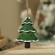 thumbnail image 4 of Adornos para el árbol de Navidad Decoración para colgar en Navidad | Resina pintada a mano | Diseños de copos de nieve y árboles | Ligero, Reutilizable | Verde Blanco | Set de 2 piezas | Puerta de, 4 of 6