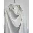thumbnail image 2 of Blusa CORIRESHA elegante con cuello vuelto para mujer, blanco satinado, 2 of 5