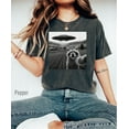 thumbnail image 1 of UFO T-Shirt d'Abduction de Raton Laveur, T-Shirt Graphique Vintage Rétro Drôle, Couleurs Confortables T-sh - comme sur l'Image - m, 1 of 4