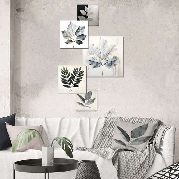 Designart "Silhouetted Leaf Design In Shimmering Silver" Leaves Wall Art Set Of 5 - Grey Traditional Hallway Metal Art Print Set