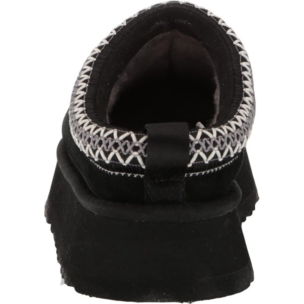 chinese dress ladies UGG Women's Classic Twin Seam New Heights Boots main image 1