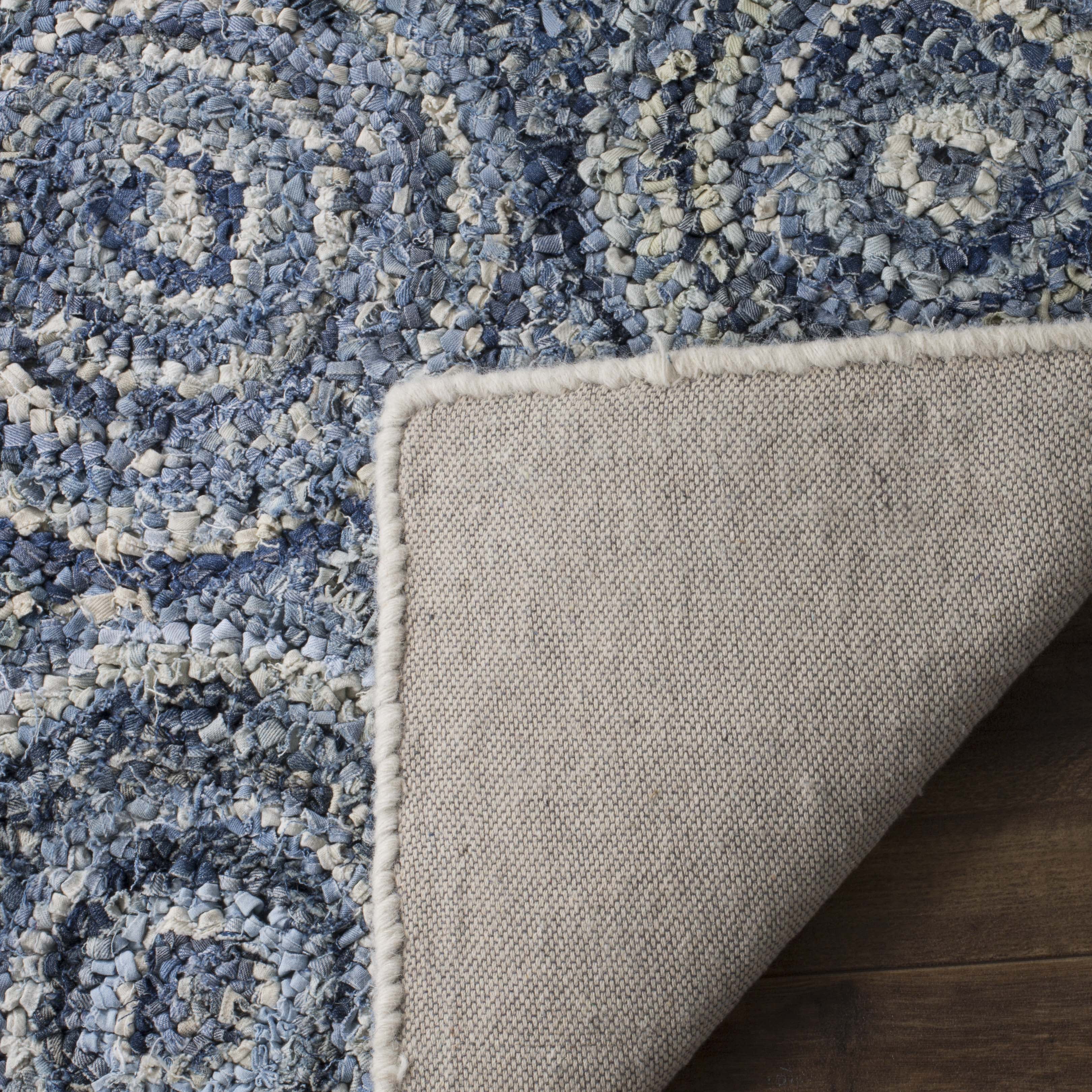 SAFAVIEH Nantucket Sandford Geometric Circles Cotton Area Rug, Blue, 4' x 6'