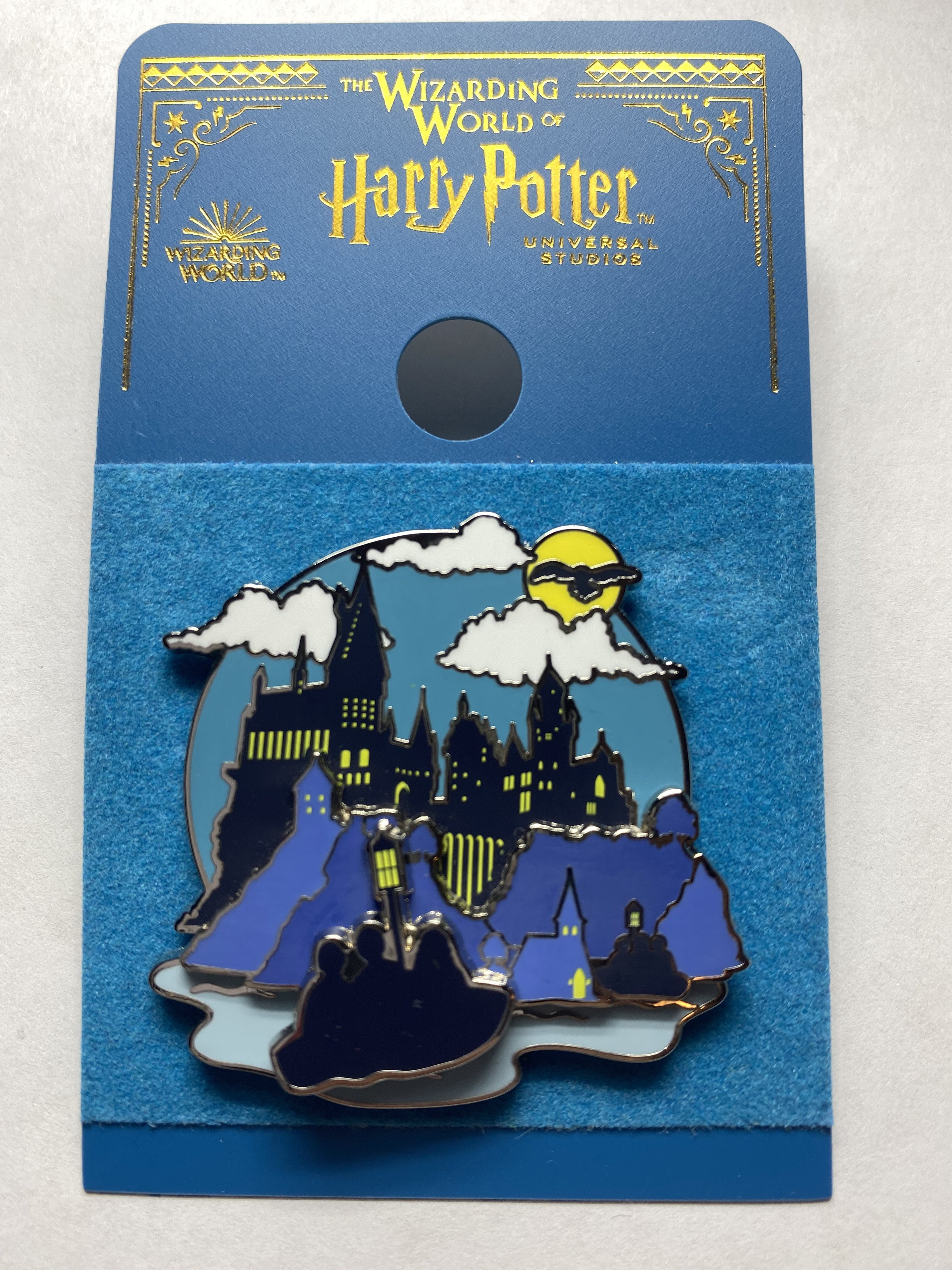 Wizarding World of Harry Potter Universal Studios Parks Holiday Ornament  Hogwarts Castle Globe First Years Boat Ride – Hedgehogs Corner