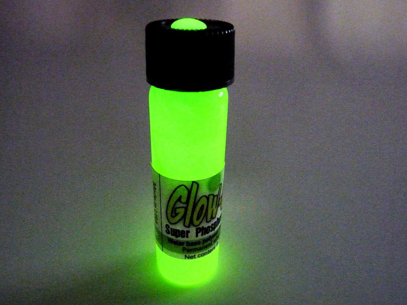 Glow On Super Phosphorescent water-based acrylic paint, yellow color and green Glow, large 9.2 ml Vial.