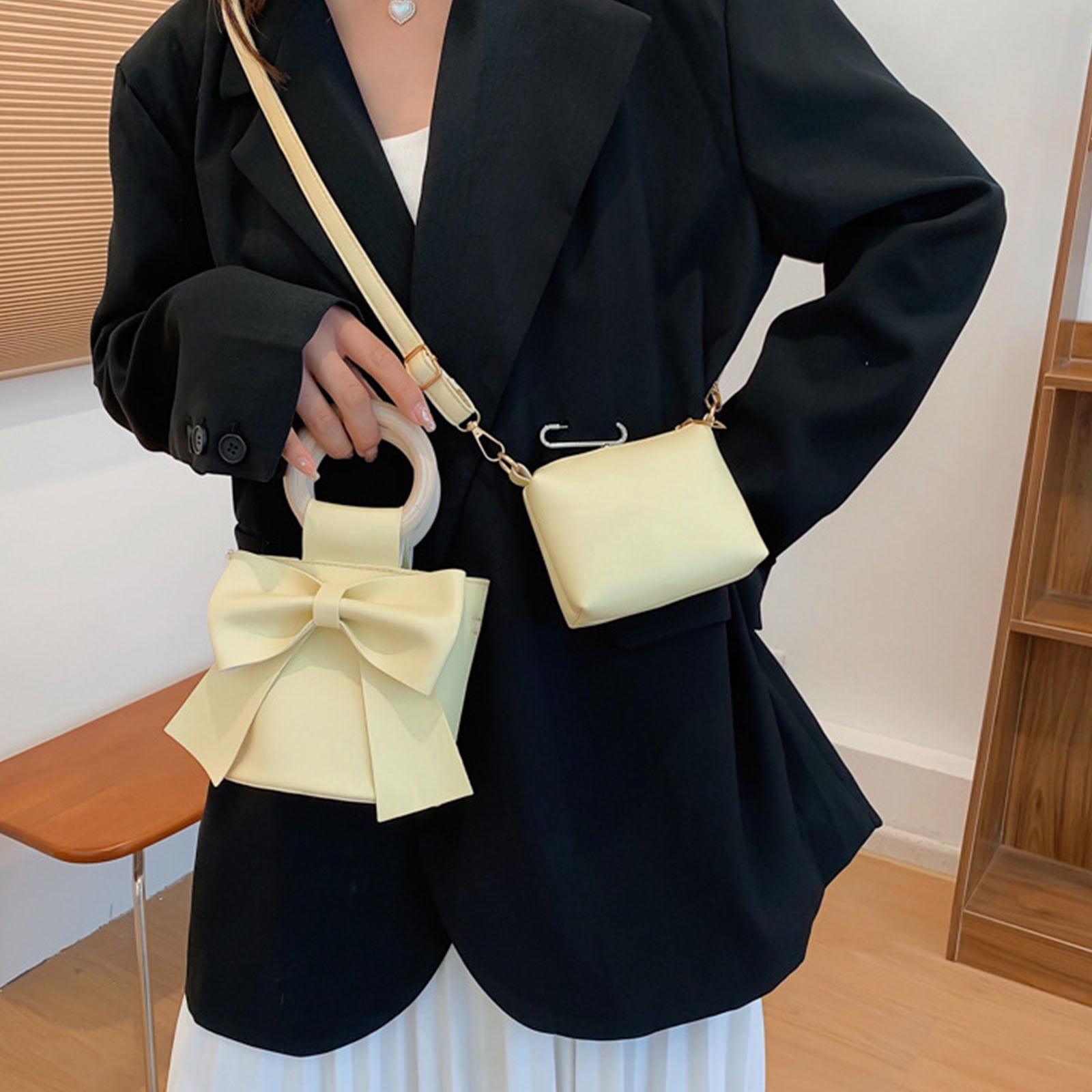 Club factory shop shoulder bags