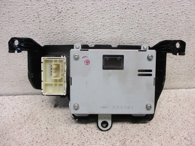 Pre-Owned 2011-2014 Toyota Sienna Upper Message Center Information Display Screen OEM LKQ - Verify Specific Vehicle Fitment In Description - (Good)