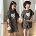 thumbnail image 4 of Conjunto de ropa de verano para niños de 1 a 8 años, camiseta y pantalones cortos con estampado de leopardo, 2 uds., vestido elegante para niñas, 4 of 6