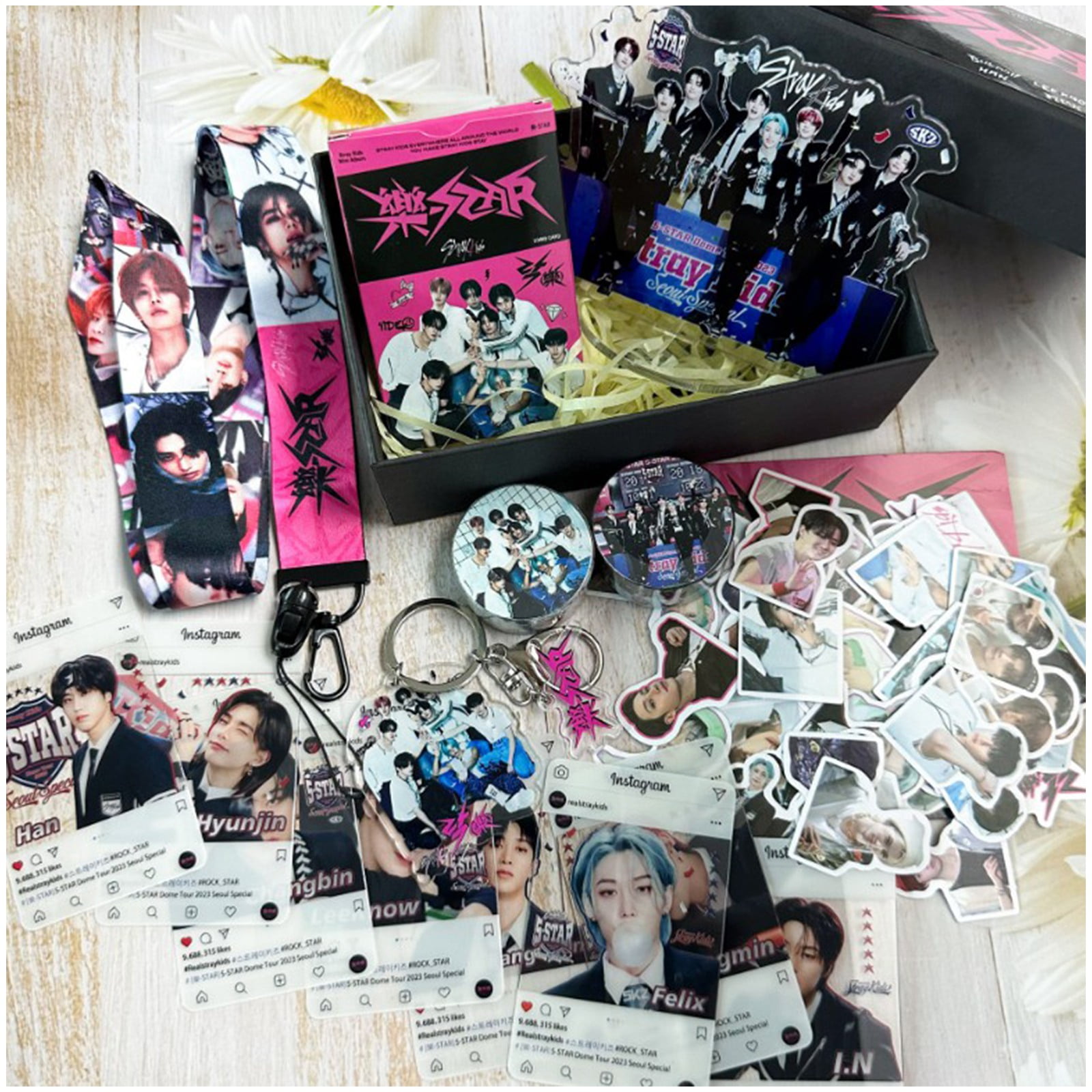 k-pop グッズセット c8a24d3e-8976-4c73-8a76-