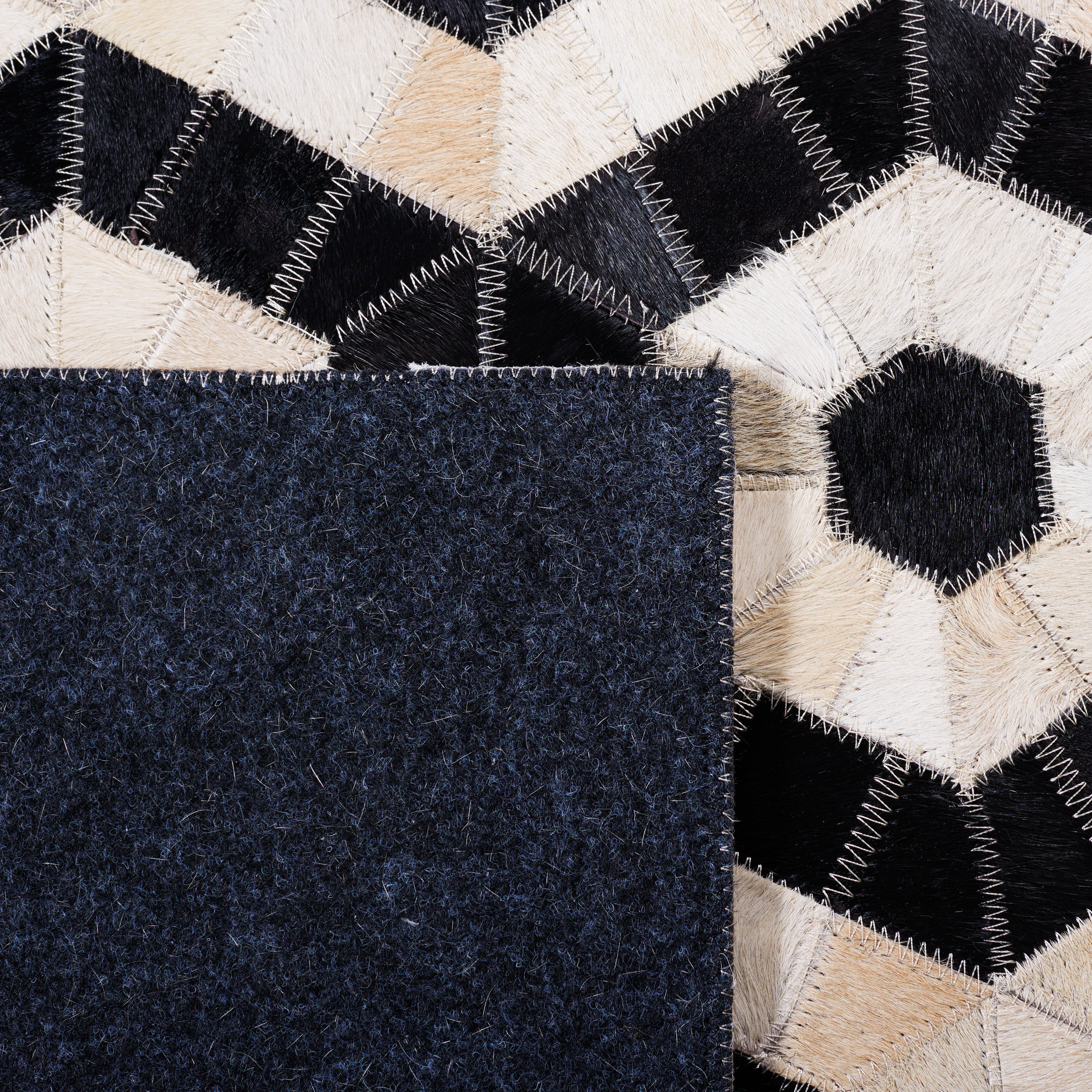 SAFAVIEH Studio Leather Mellony Geometric Area Rug, Black/Beige, 4' x 6'