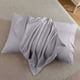 thumbnail image 4 of Funda de Almohada de Cuerpo de Seda Funda de Almohada de Cuerpo Fresco Adecuado para Dormidores Calientes Y Suéteres Nocturnos Todas las Estaciones Aplicable Terciopelo Transpirable Suave Funda de Alm, 4 of 6