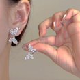 thumbnail image 1 of Pendientes de perlas geométricas Pendientes de borla con lazo de sentido avanzado Pendientes elegantes, 1 of 3