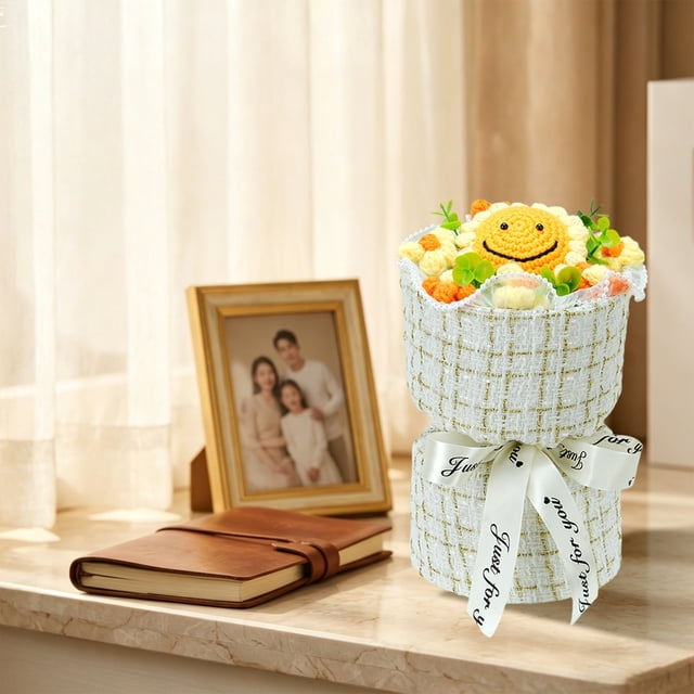 Ramo de flores de hilo tejido a mano | Flores artificiales de hilo que perduran | Arreglo floral artesanal de girasoles y rosas | Regalo decorativo para el hogar para mamá