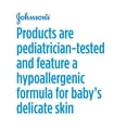 thumbnail image 3 of Set de regalo para bebé Johnson's First Touch Bath, Skin & Hair, 5 artículos, 3 of 8