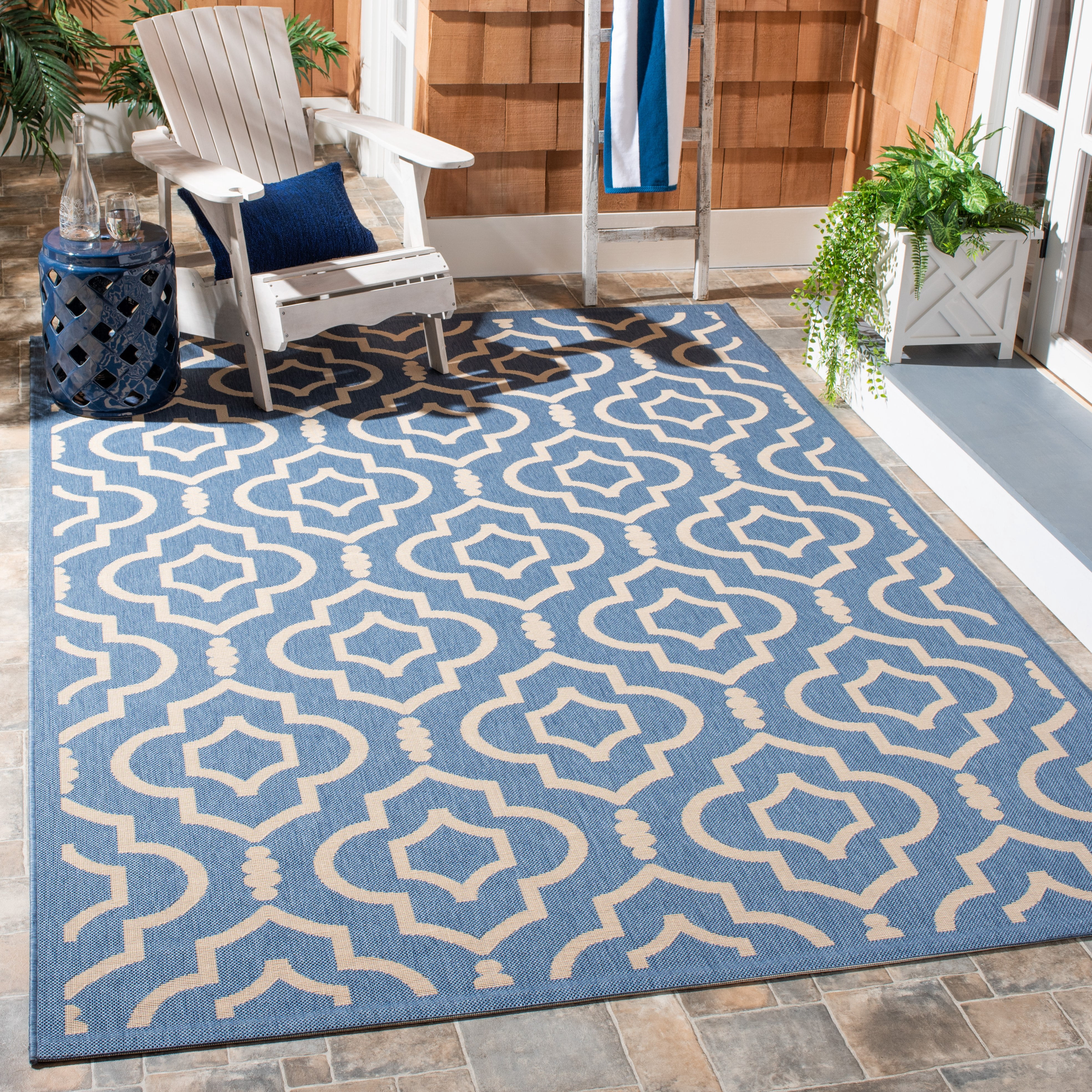 Safavieh Courtyard Lavern Geometric Indoor/Outdoor Area Rug, Blue/Beige, 8' x 11'
