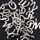 thumbnail image 2 of 52 Uds. de abalorios de letras del alfabeto a granel para manualidades, colgantes, pulsera, collar, pendientes, llavero, accesorios para hacer joyería, 2 of 8