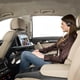thumbnail image 5 of Descubra una comodidad inigualable en la carretera con nuestro organizador para el asiento trasero del automóvil, que cuenta con un lujoso soporte transparente y una superficie resistente a los, 5 of 8