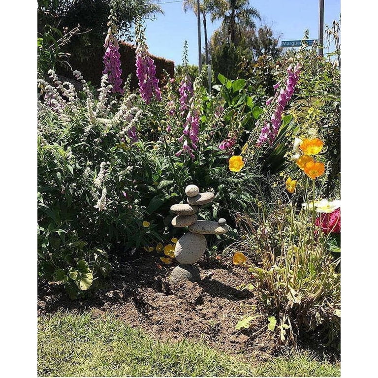 Ancient Graffiti 8-Stone Balancing Cairn — Outdoor Garden Art & Yard Decor