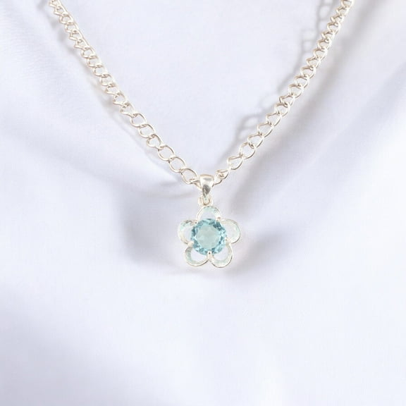 Sky Blue Topaz Gemstone Pendant 925 Sterling Silver Jewelry