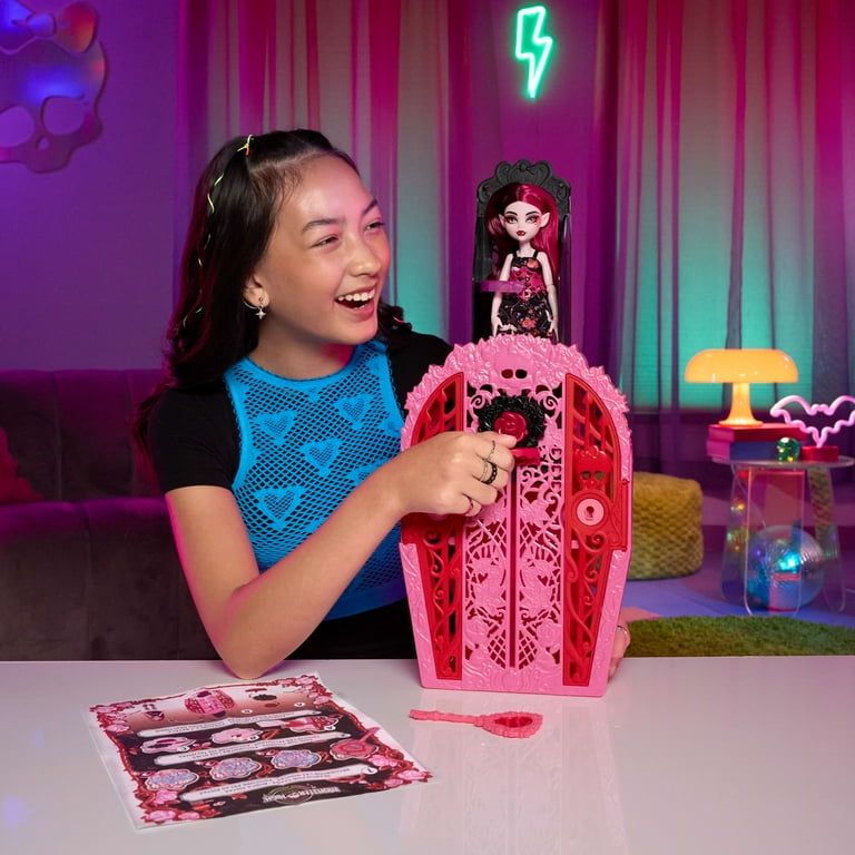 Free Shipping! Monster High Skulltimate Secrets Garden