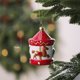 thumbnail image 3 of Colgantes de plástico para Navidad, coronas para árboles de Navidad, adornos colgantes para buzones, adornos para festivales, adornos para árboles de Navidad con forma de tambor, 3 of 5