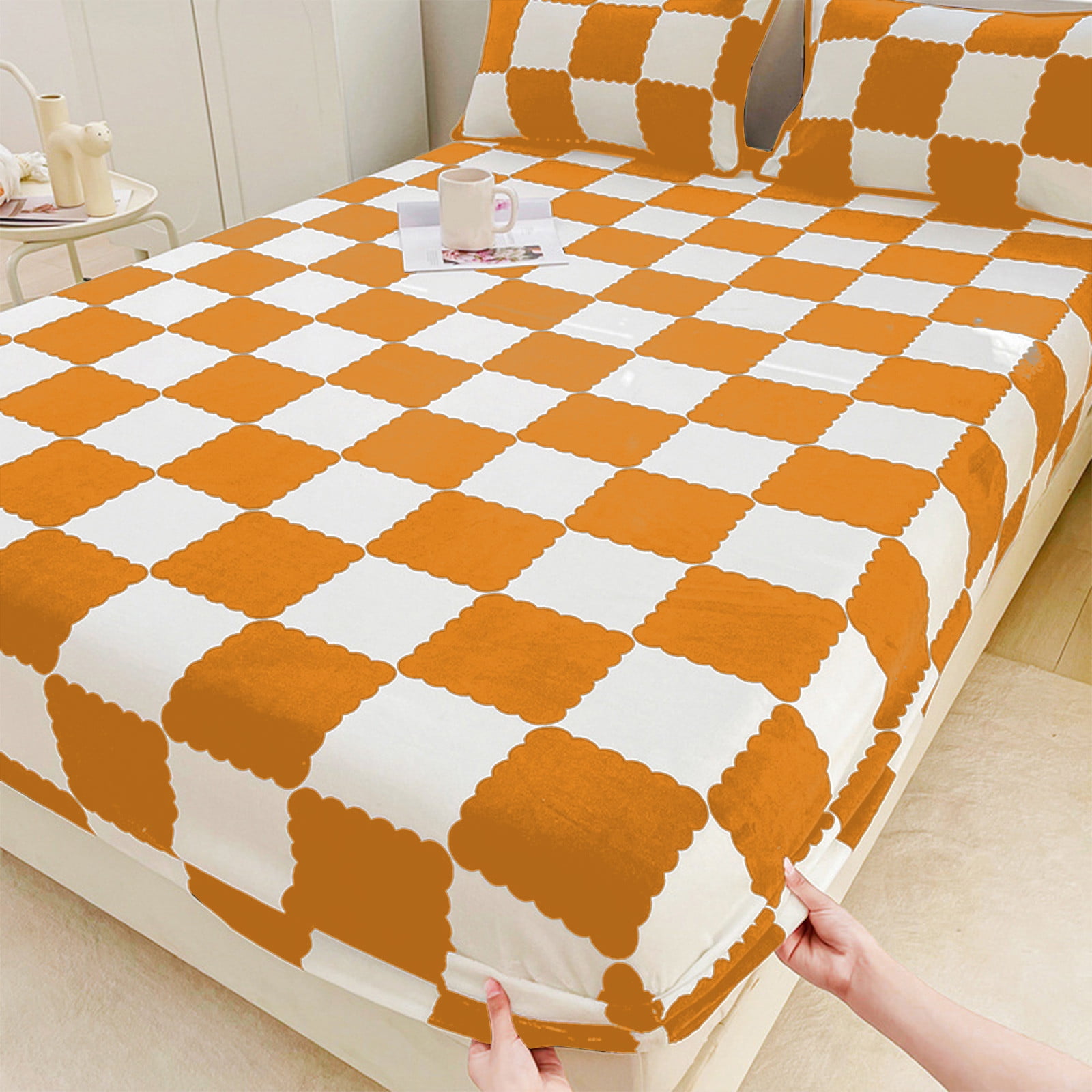 Quilted Fitted Sheet Winter Warm, Checkerboard Pattern Mattress Protector – Breathable Non-Slip Pocket Design, Soft Polyester Bed Cover for Care Bed, Home or Guest Room