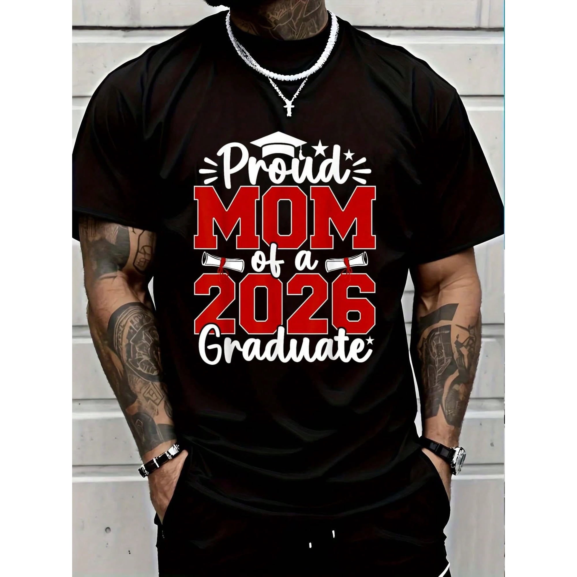 Women's Proud Mom 2026 Graduate Graphic T-Shirt