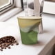 thumbnail image 5 of Taza de café de cerámica moderna, taza de porcelana plisada para el hogar, vajilla para bebidas calientes y frías Verde, 5 of 9